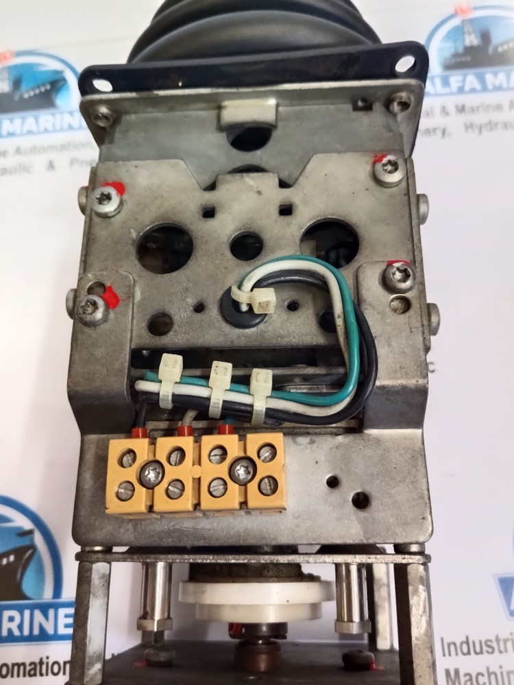 W.gessmann P5100500005 joystick controller 2A 250V