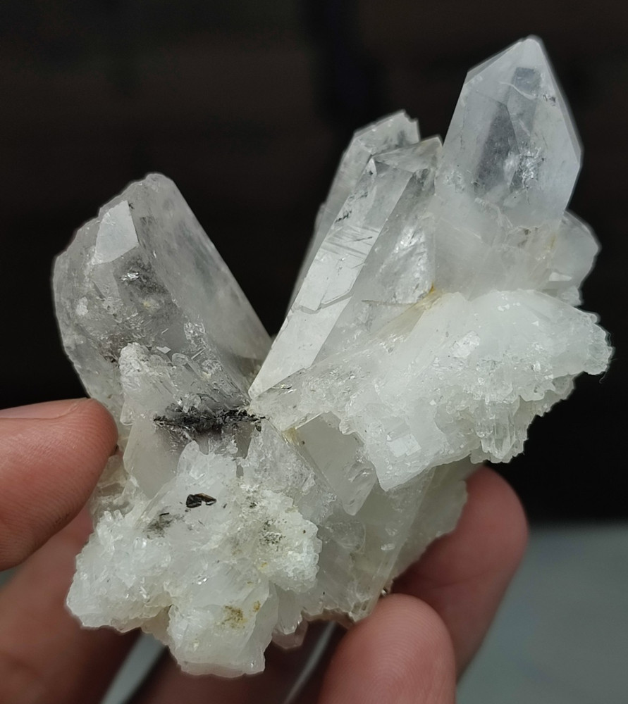 Brookite Loose Crystals, Has A Nice Colour & Beautiful Growth-Pak.