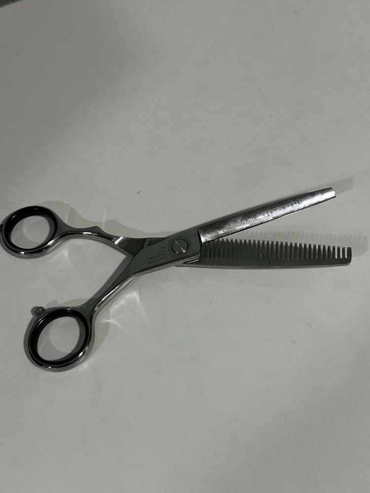 Paul Mitchell 6" Professional Scissors The Texturizer