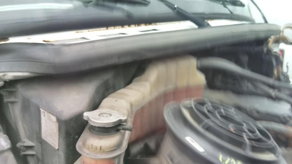 For 2007 FREIGHTLINER M2 106 RADIATOR OVERFLOW TANK ,  OH