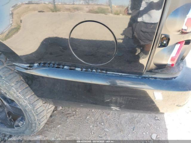 Driver Left Front Spindle/Knuckle Fits 07-14 ESCALADE 2495397