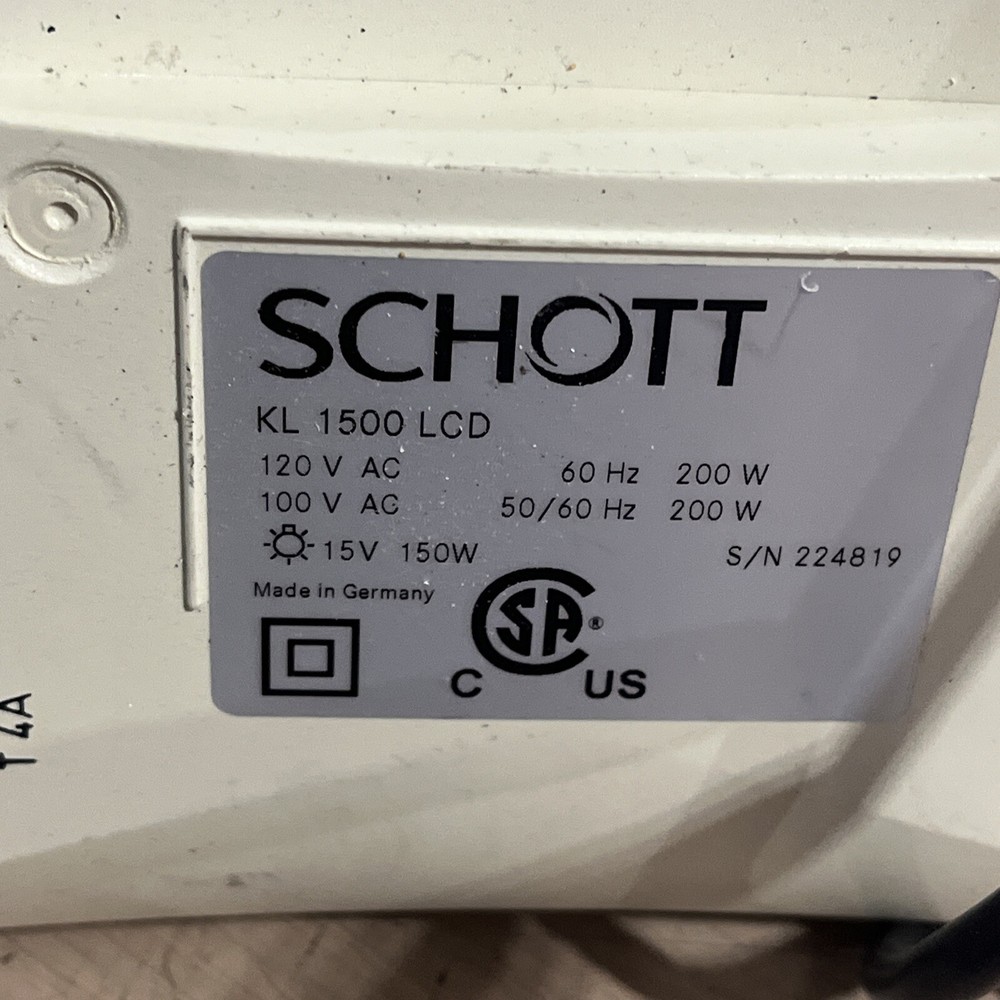 SCHOTT KL1500 LCD COLD LIGHT SOURCE