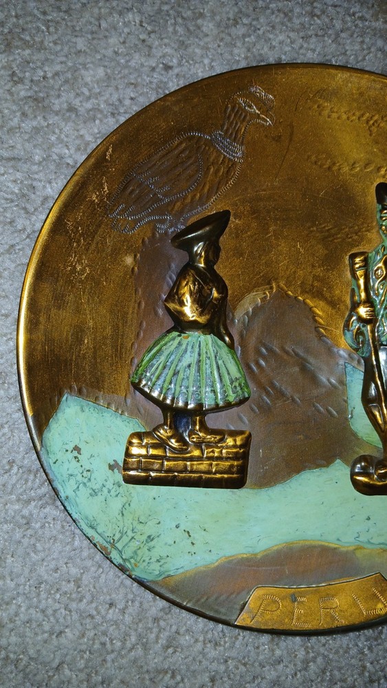 VINTAGE-PERU- DECORATIVE WALL COPPER/BRASS PLATE- 9.5"