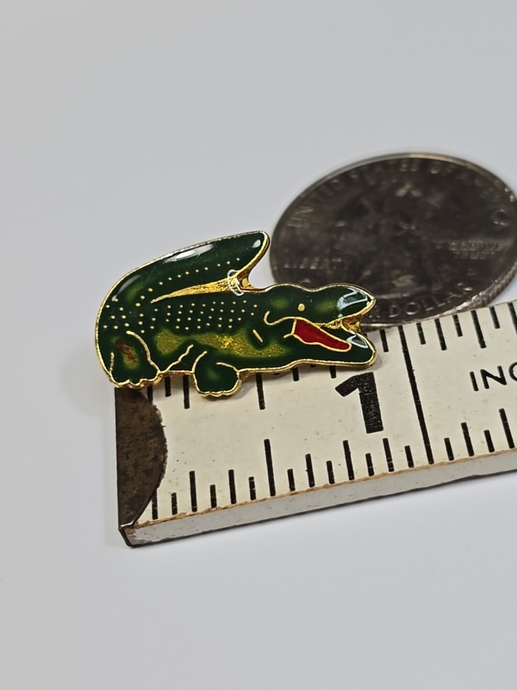 Green Alligator Lapel Pin