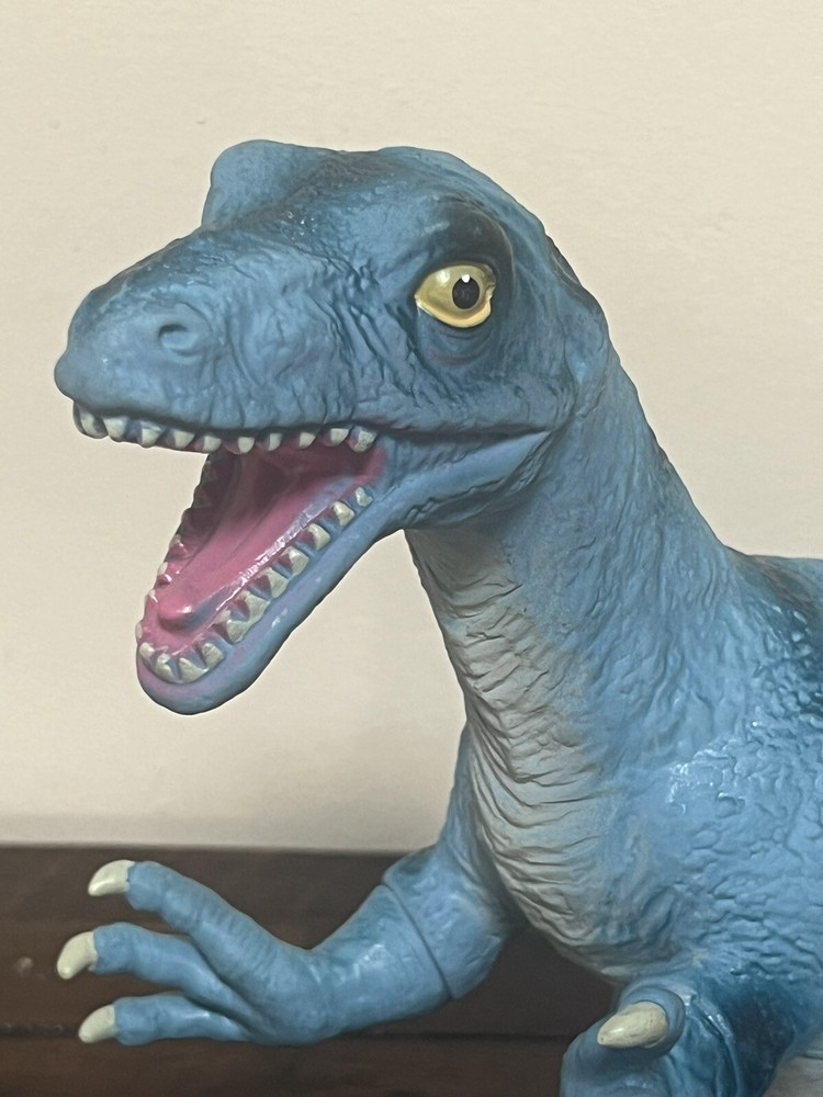 VELOCIRAPTOR 22” Blue Dinosaur Preowned