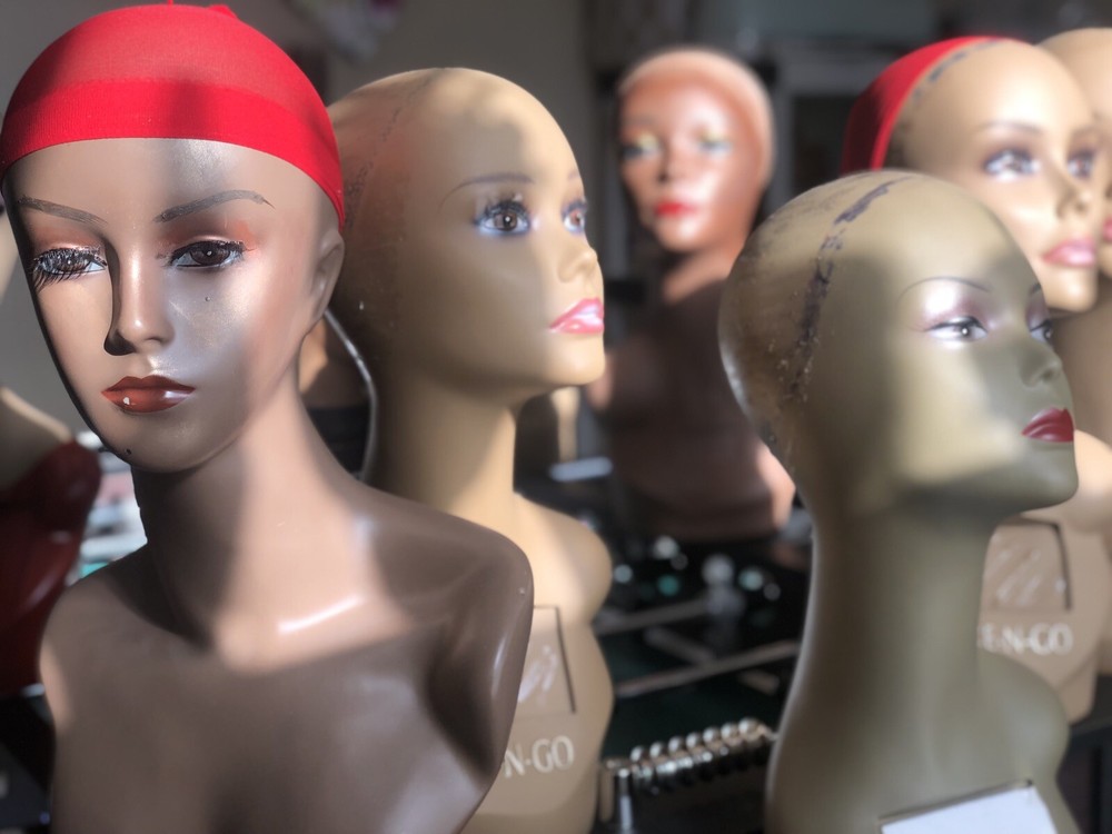 Cheap Mannequin Head With Neck (Random Send)￼ 1 Qty