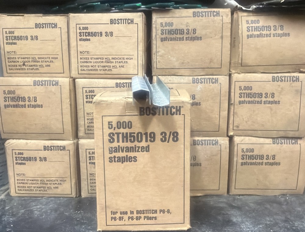 Bostitch 3/8 Galvanized Staples 13 Boxes Carpet Roofing