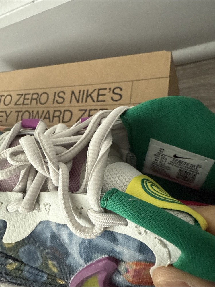 Kyrie 8 Go GS Light Bone/yellow Strike Strike US size 5Y