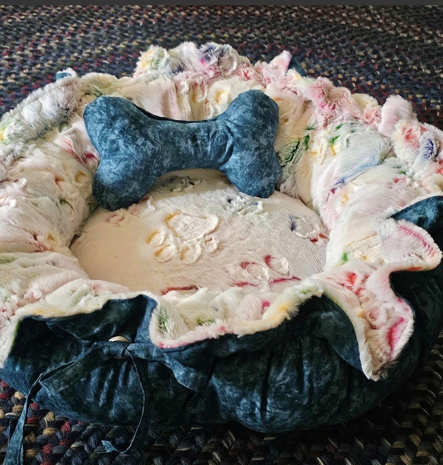 Hand crafted beautiful pet bed
