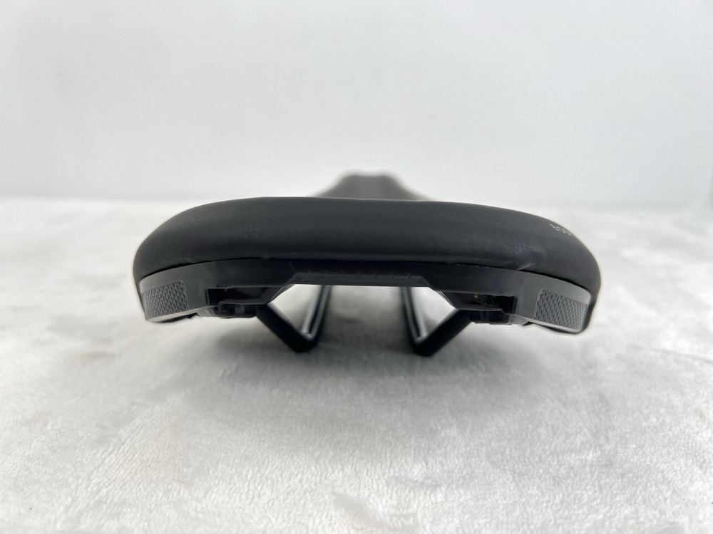 Specialized Bridge Comp Body Geometry Cycling Saddle 143mm Seat New