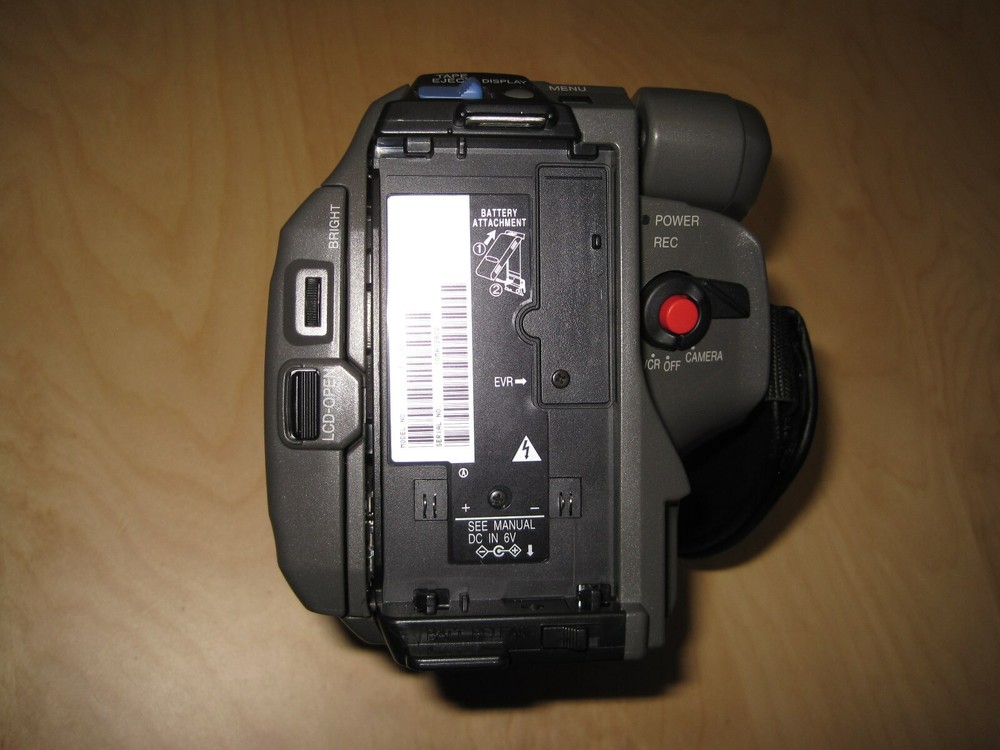 Panasonic Palmcorder PV-L650D VHS C Camcorder