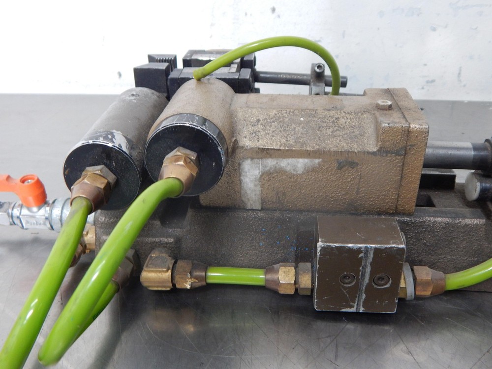 AIR TOOLS CST 3.0 TABLE WIRE STRIPPER M1782