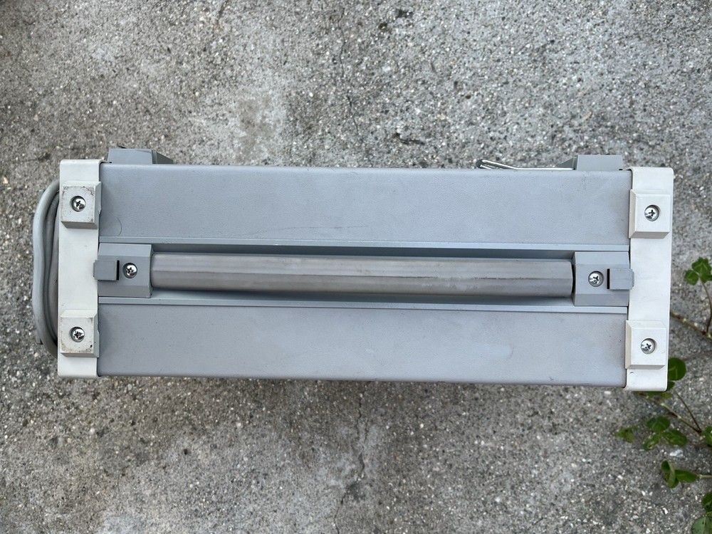 Sencore CM2000 Computer Monitor Analyzer, Good Condition