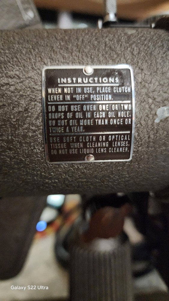 Revele 8 Model 85 Projector