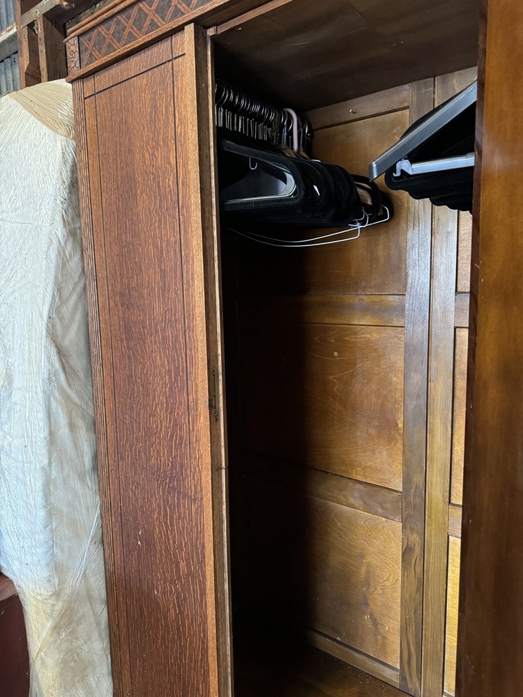 BEAUTIFUL Antique wardrobe