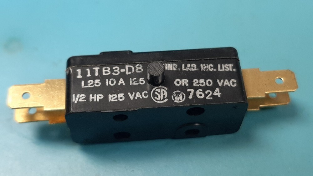 MICROSWITCH 11TB3-D8 Switch New