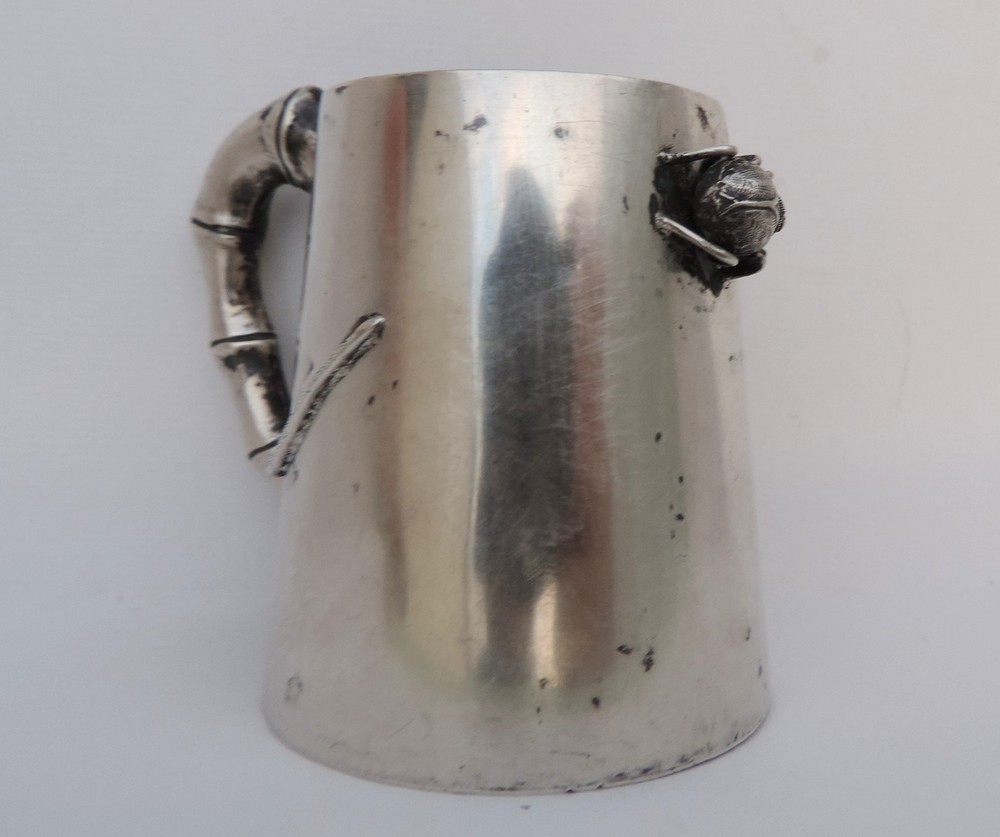 CHINESE EXPORT SILVER LIZARD SPOTS SPIDER CUP MUG BAMBOO HANDLE BY LUEN WO c1890