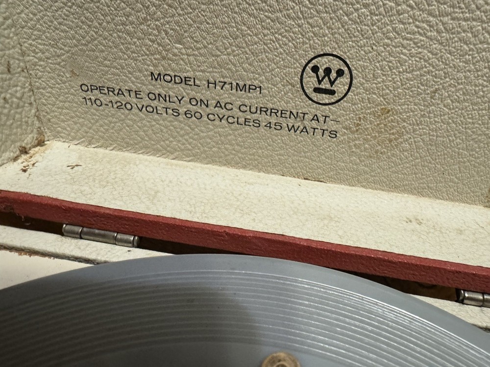 Westinghouse H71MP1GP Record Player