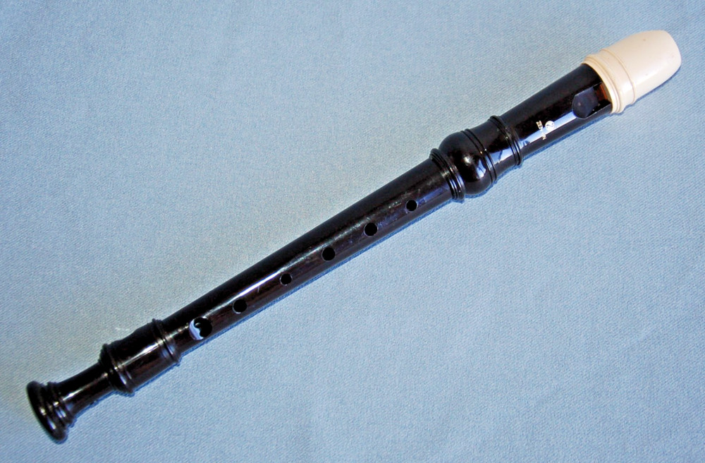 Zen-On Standard Plastic Recorder ~ Used