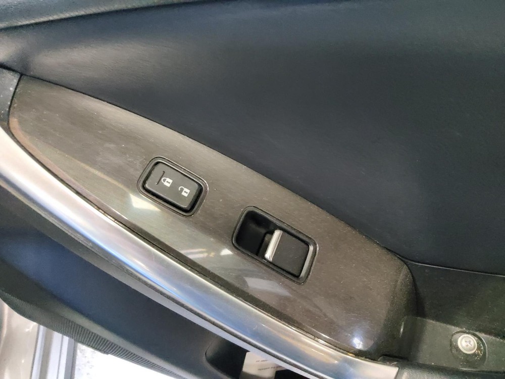 Used A/C Selector Switch fits: 2016 Mazda CX-5 dual zone automatic temperature c