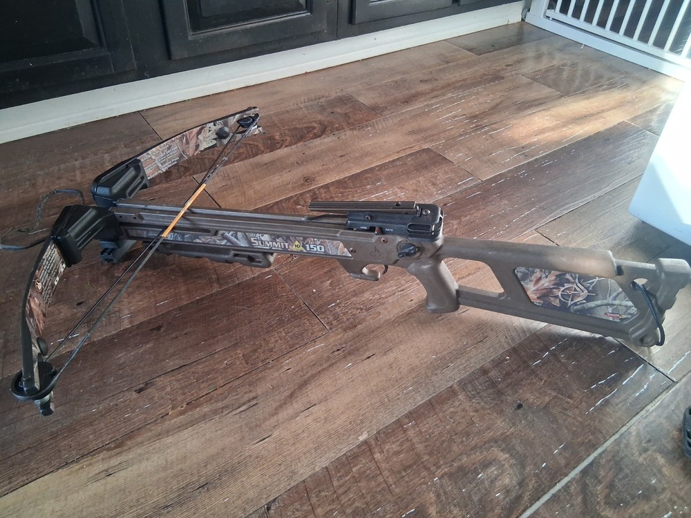 Horton Summit 150 Crossbow Camouflage Pattern