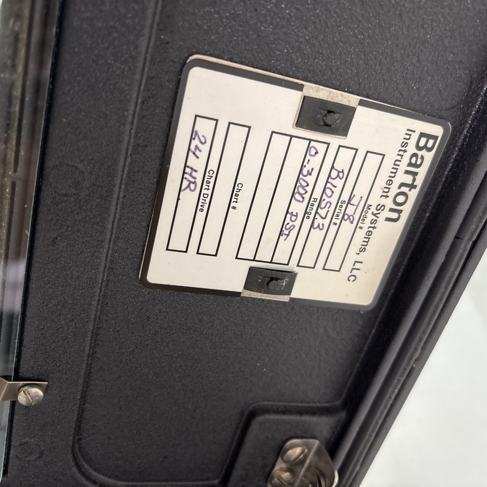 ITT Barton Chart Recorder J8 0 - 3000 PSIG. 24 Hour.