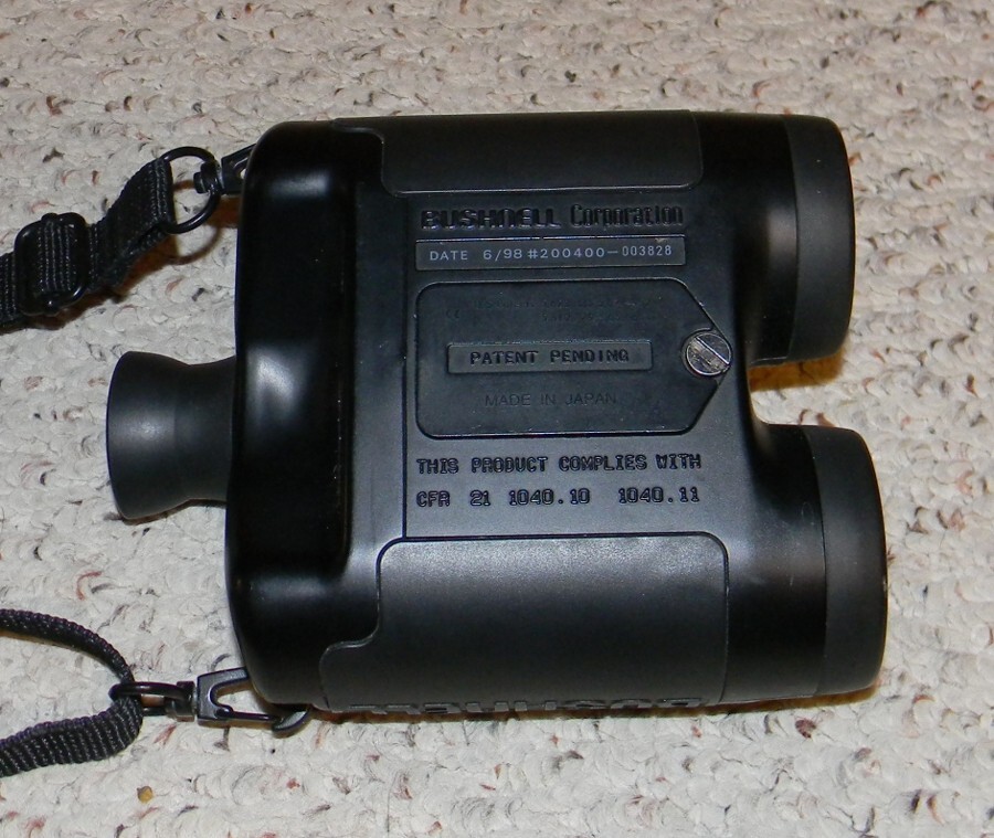 Bushnell 200400 - Yardage Pro - Range Finder - Black