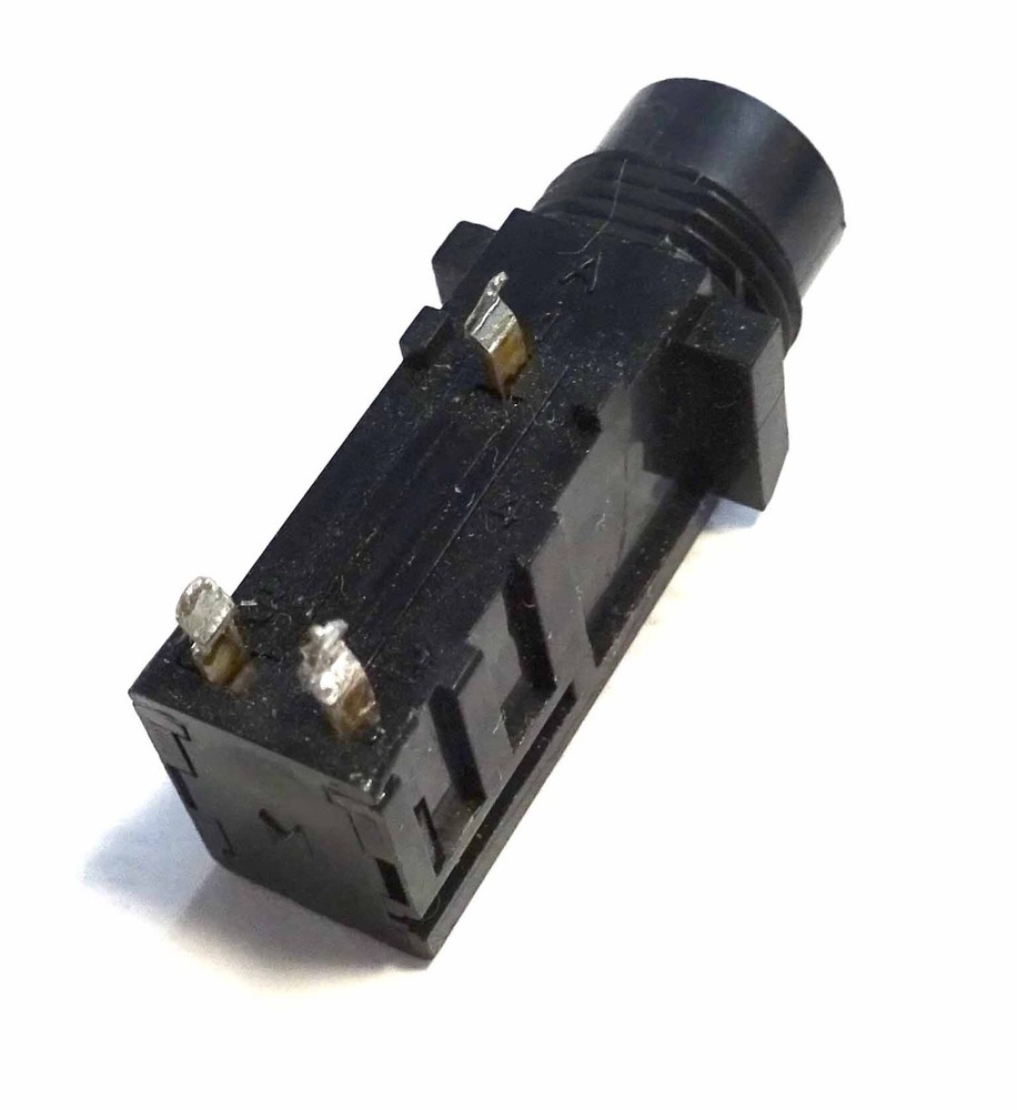 3 pin 1/4" Phone Jack