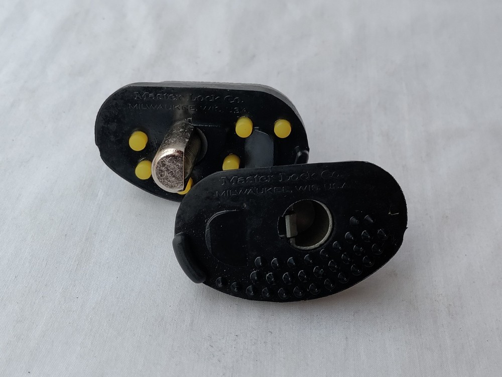 Vintage Master Lock Co. Trigger Locks-P250 "2 keys"
