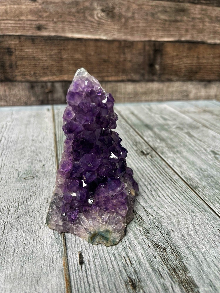 Beautiful medium Amethyst Quartz Crystal Cluster