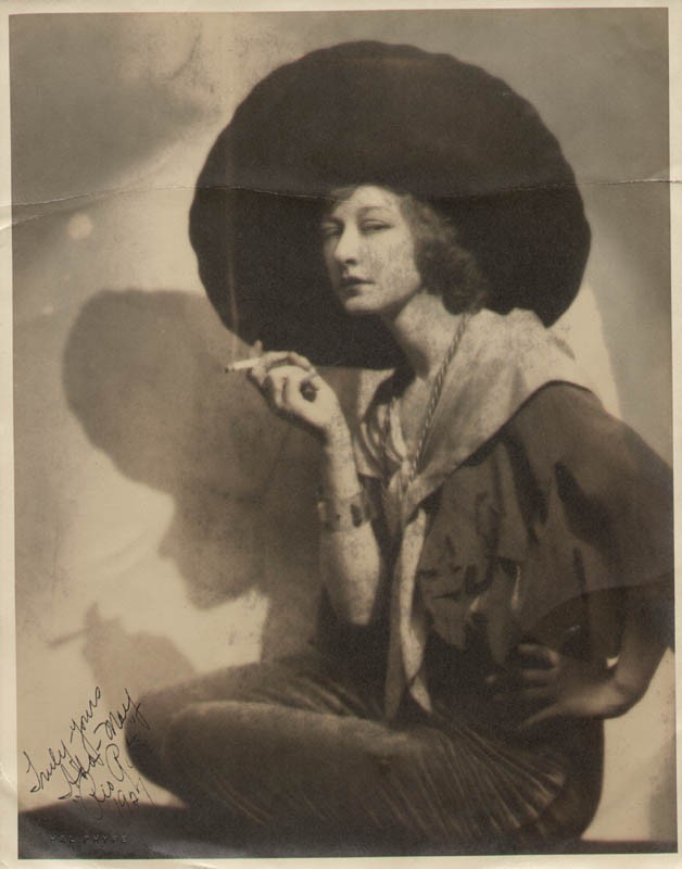 ADA-MAY WEEKS (CASTEGNARO) - PHOTOGRAPH SIGNED 1927