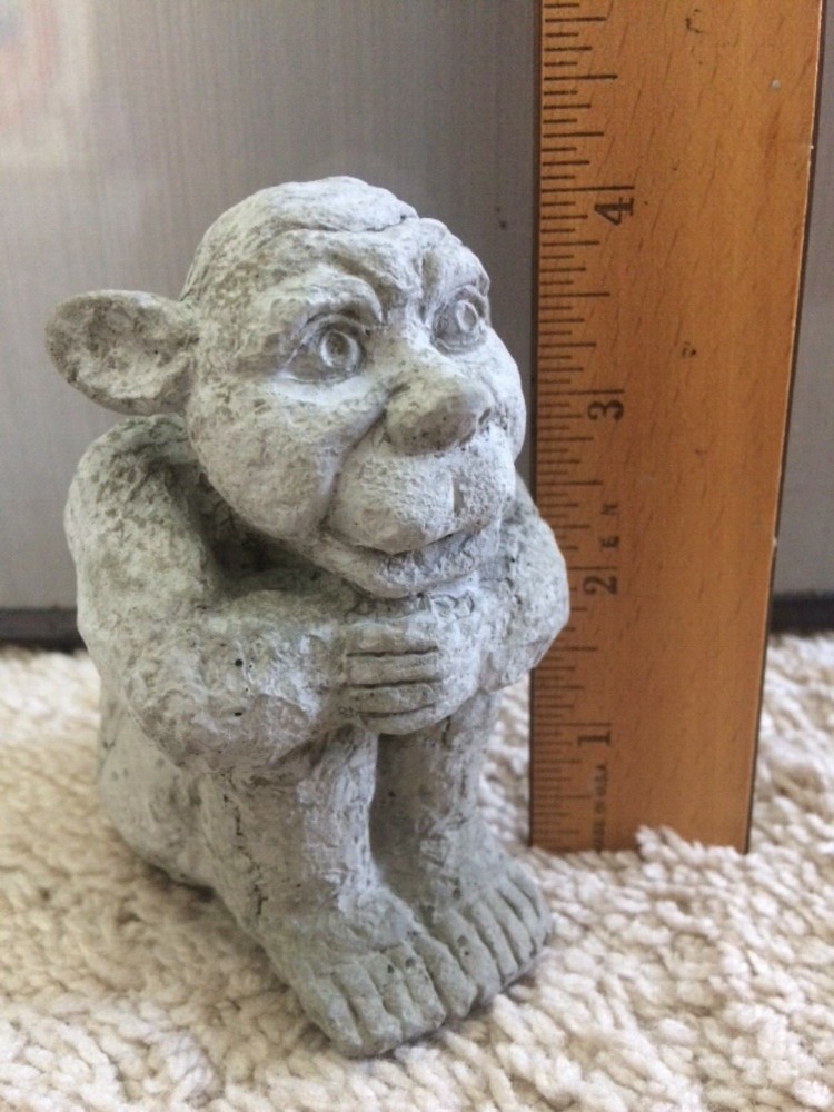 concrete gargoyle statue 4inch