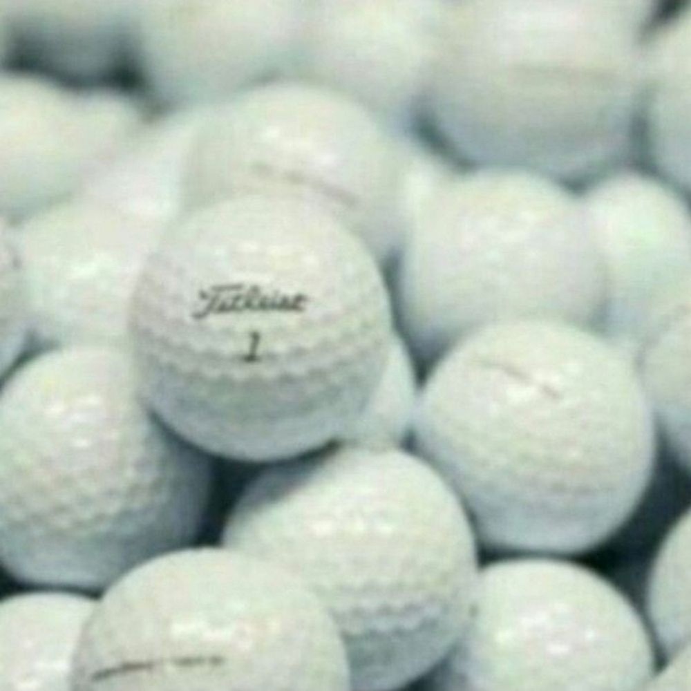 Assorted Golf Balls 100 Count Pre-owned HIT-AWAY