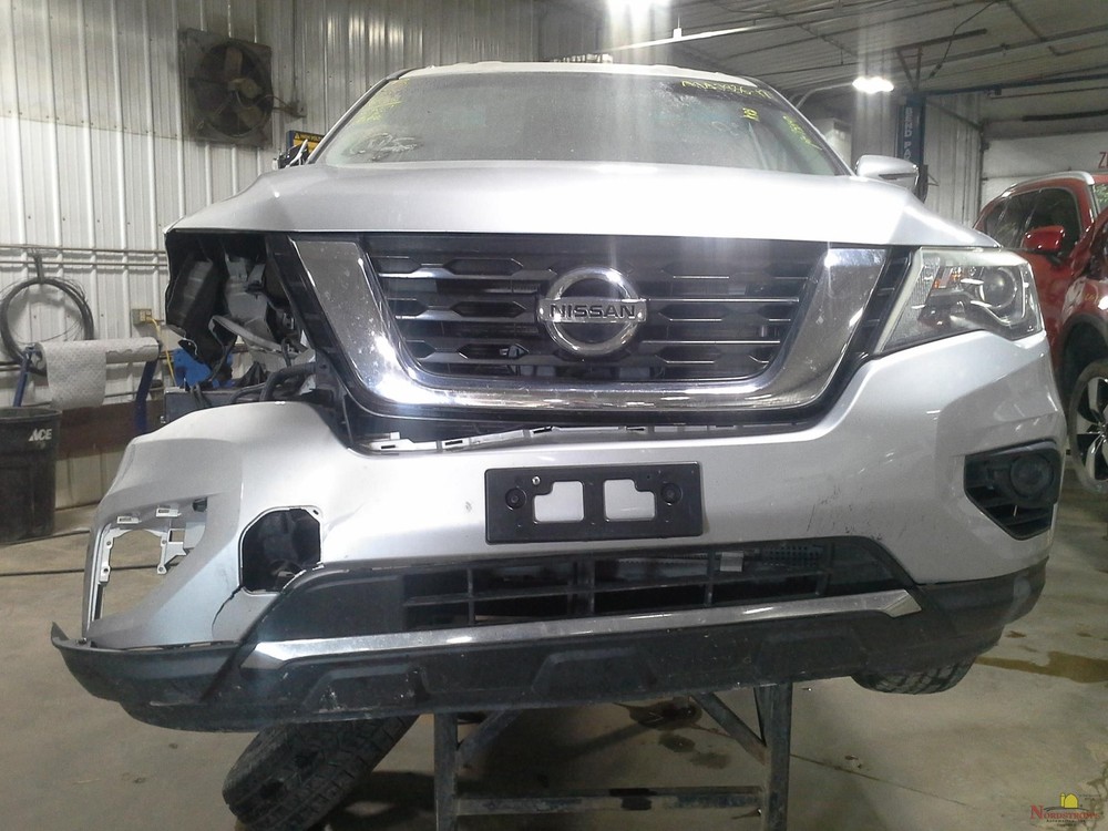 2017 Nissan Pathfinder Driver Front Headrest Only Black Cloth