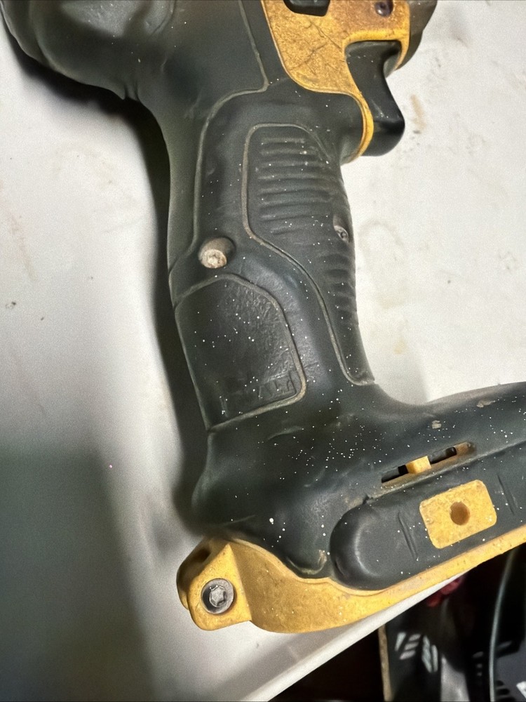 Dewalt DCF885 Used No Battery