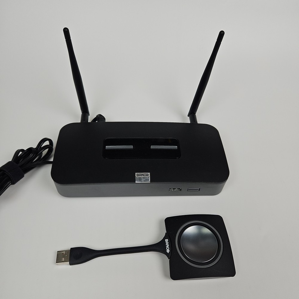 Barco R9861008 AV Presentation Transmitter with receiver