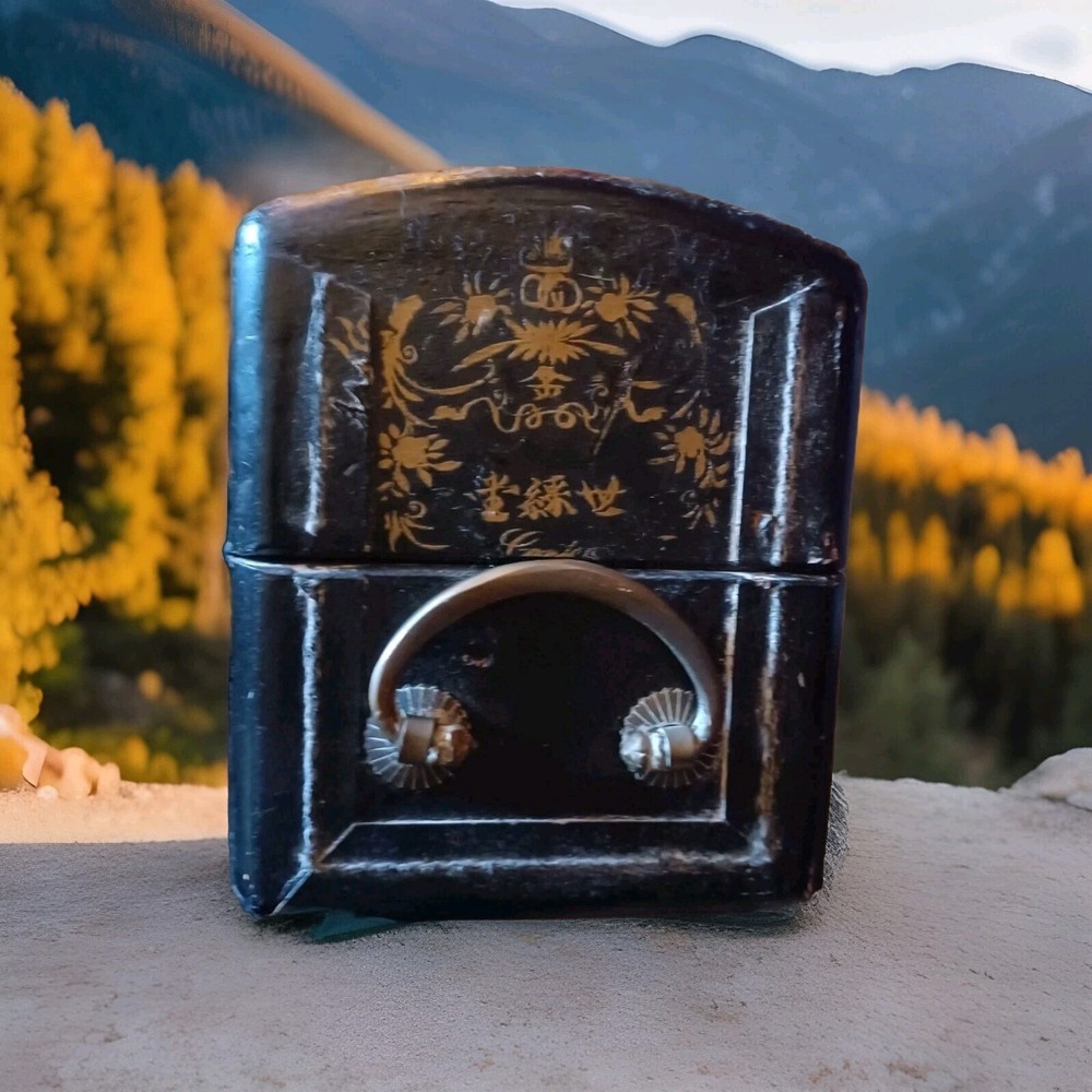 Antigue Japanese Pillow Box