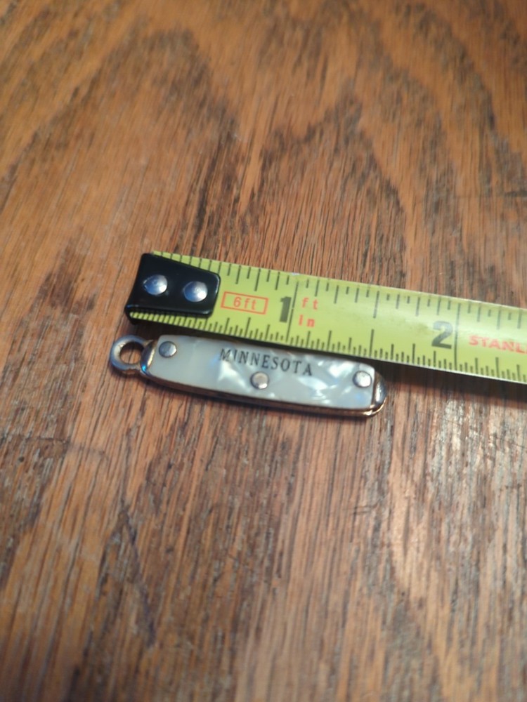 Vintage Minnesota Pearlesque Mini Key Chain Knife