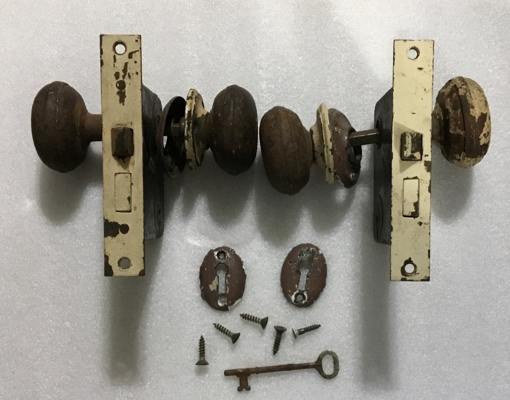 Antique Mortise Door Knobs With Key