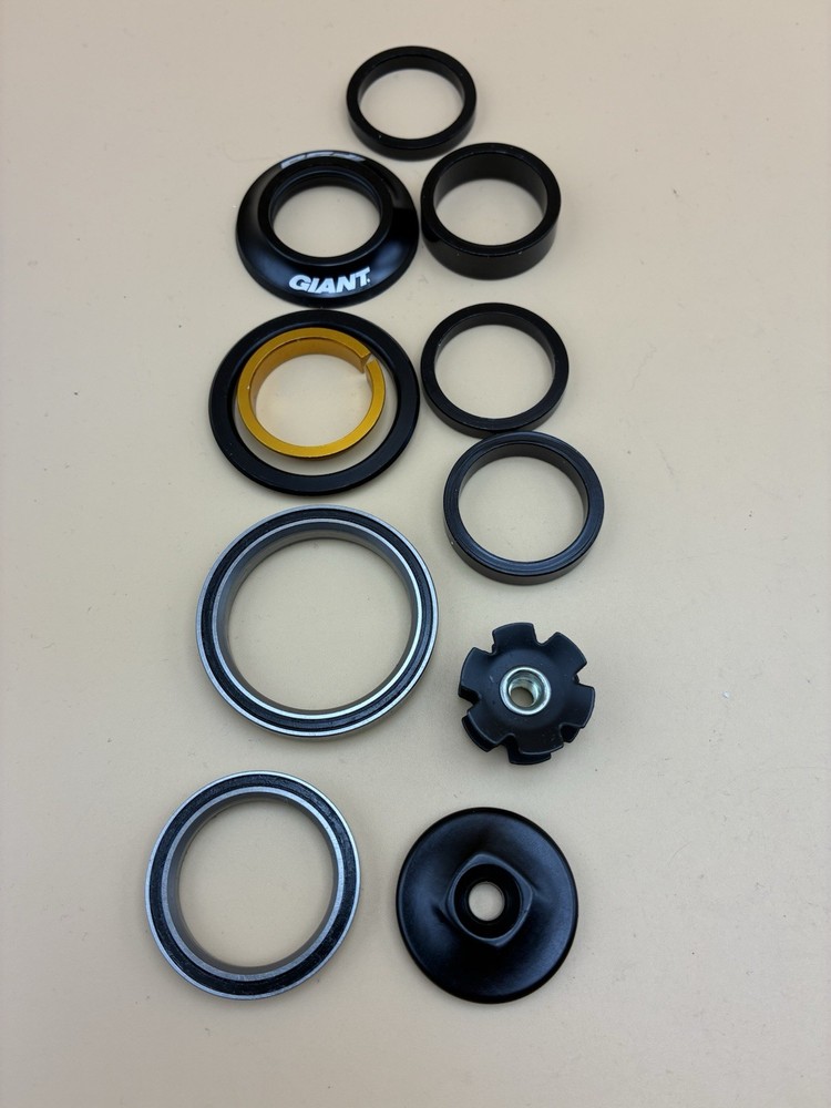 FSA  Headset Tapered 1 1/4" - 1  1/2"