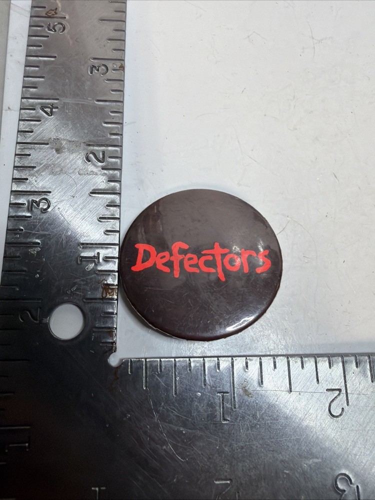 VINTAGE THE DICTATORS PUNK ROCK PINBACK BUTTON