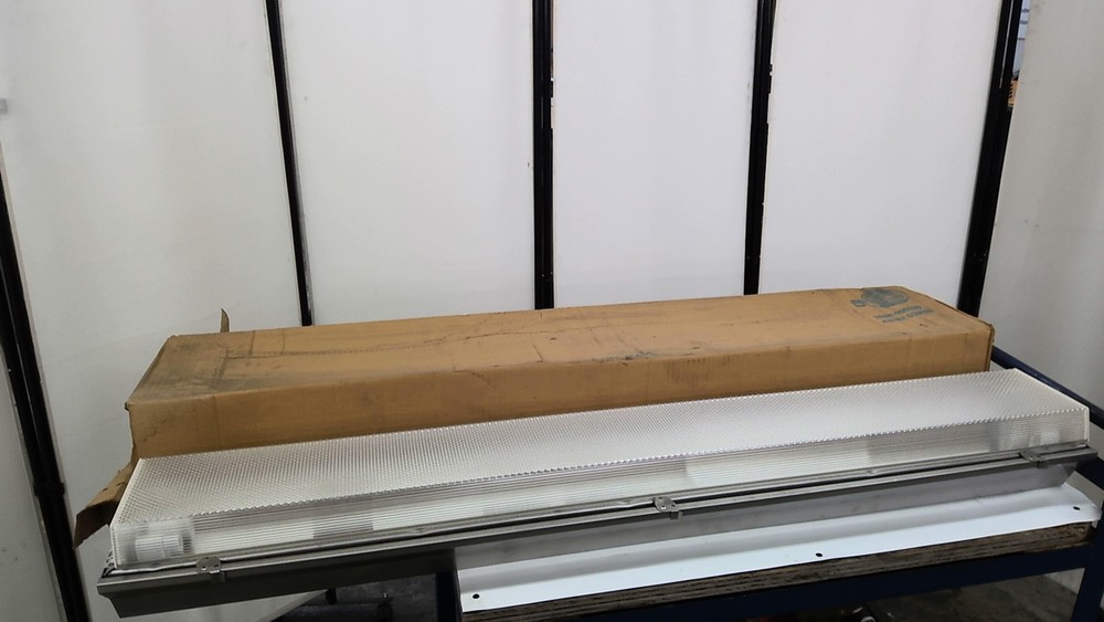 Guth Lighting AC57765-120-HL Plascolume Florescent Light Fixture