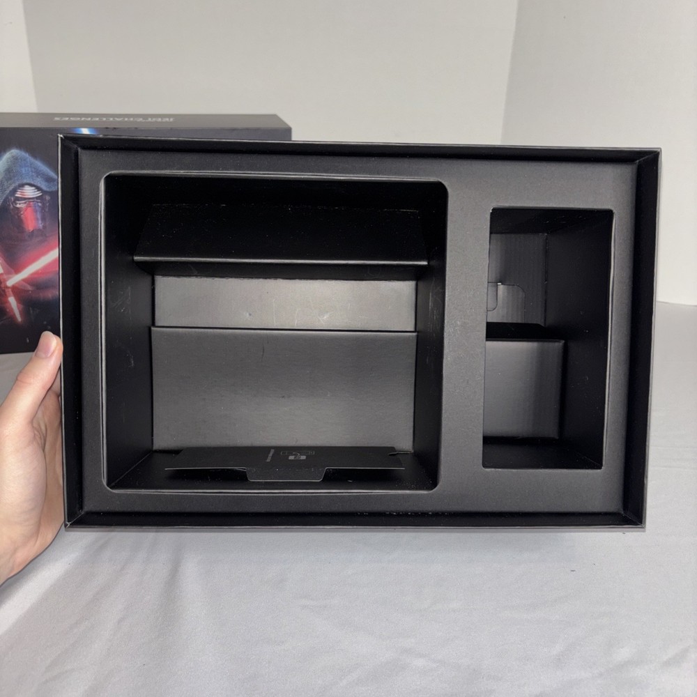 Star Wars Jedi Challenges AR Headset With Lightsaber Controller and Tracking