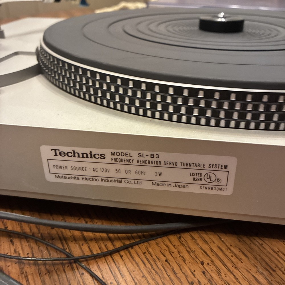 Technics SL-B3 Fully Automatic Turntable With Repeat Functions Read