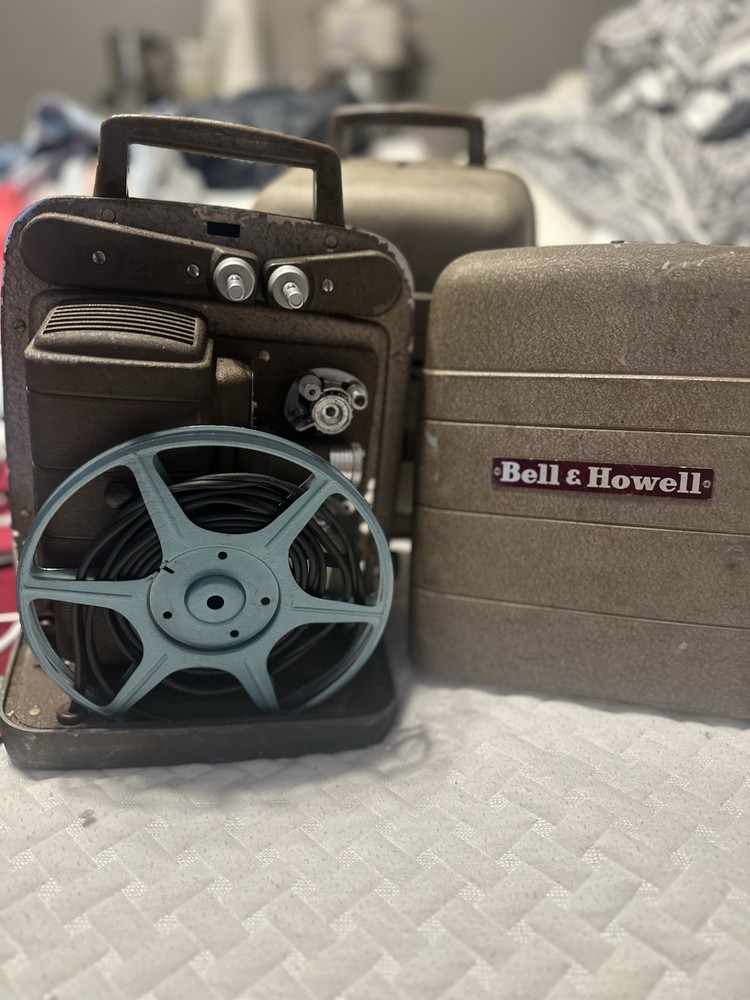 Bell and Howell 8mm Filmosound Movie