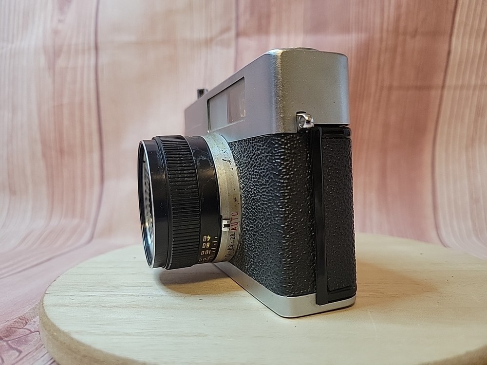 Vintage Wards XP500 35mm Camera