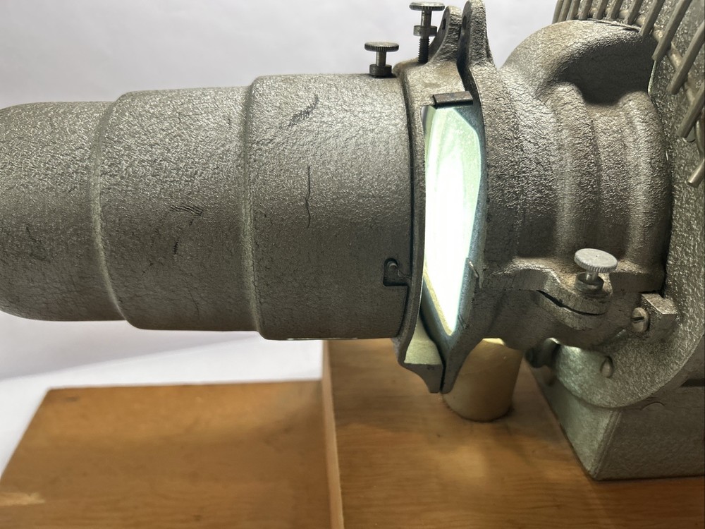 Vintage GoldE Master Slide Projector 6 1/2” EF Anastigmat F4 - TESTED POWERS ON