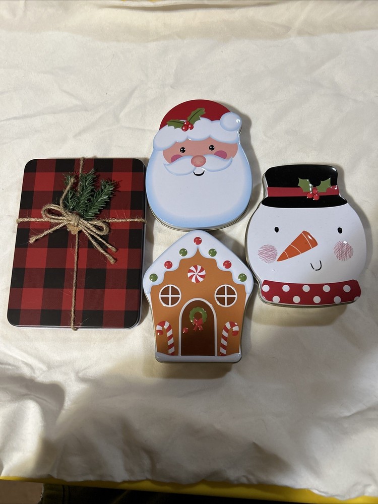 Set Of 4 Christmas Gift Card Holders