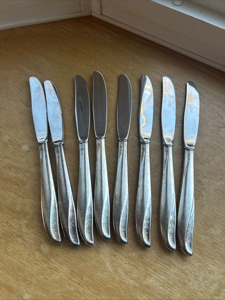 Oneida 32 Pc Set Lady Catherine Silver Plate Flatware 4/8pc Knives Forks Spoons