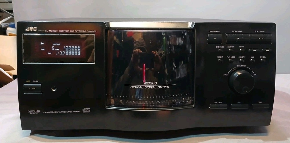 JVC XL-MC2000 200-Disc CD Changer Works Great  No Remote
